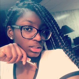 Meet your Posher, Zee